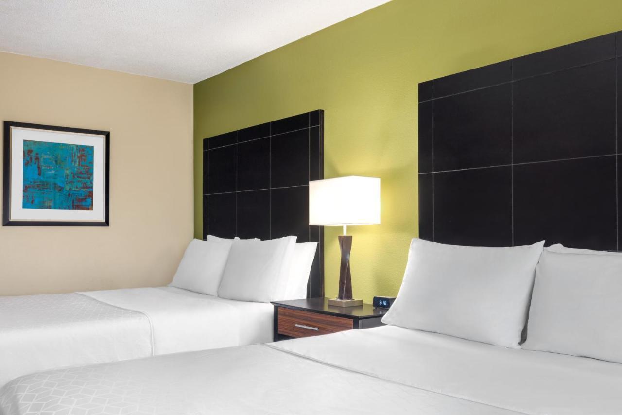 Holiday Inn Express Hotel & Suites Edmond By Ihg Exteriör bild