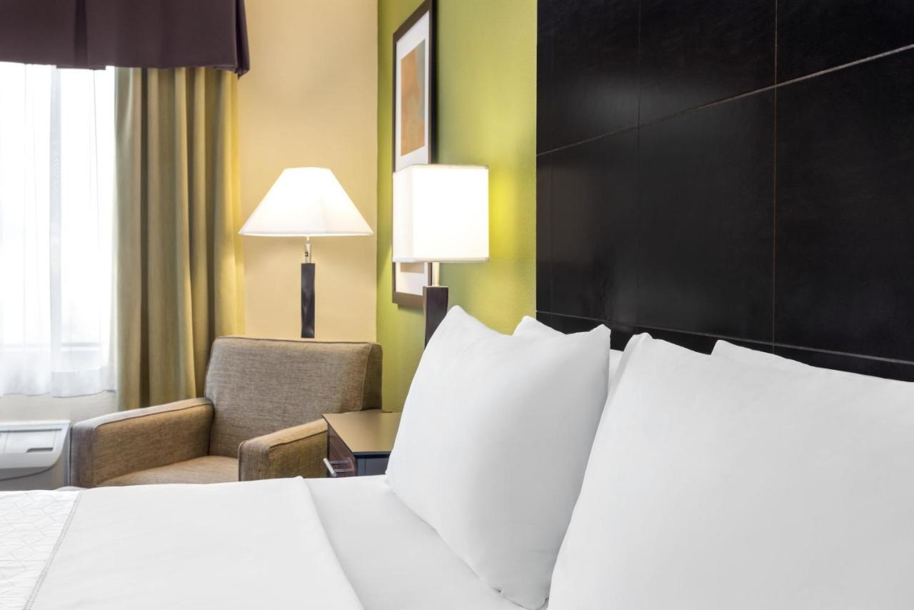 Holiday Inn Express Hotel & Suites Edmond By Ihg Exteriör bild