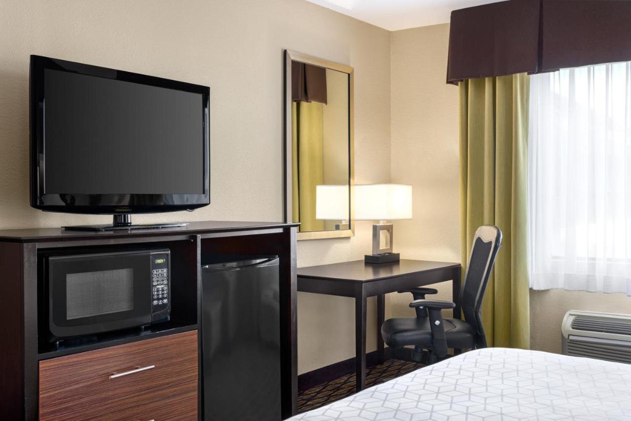 Holiday Inn Express Hotel & Suites Edmond By Ihg Exteriör bild
