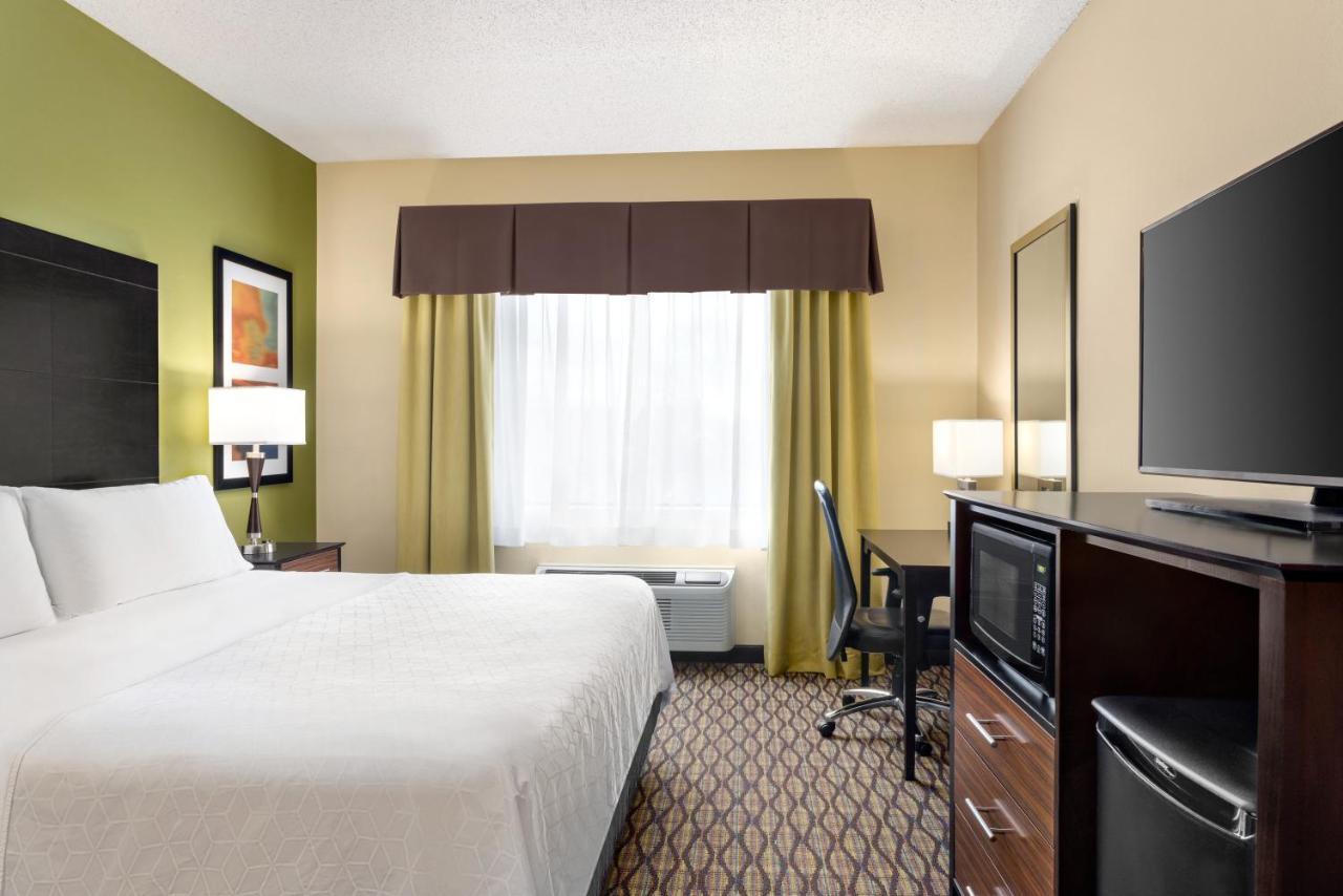 Holiday Inn Express Hotel & Suites Edmond By Ihg Exteriör bild