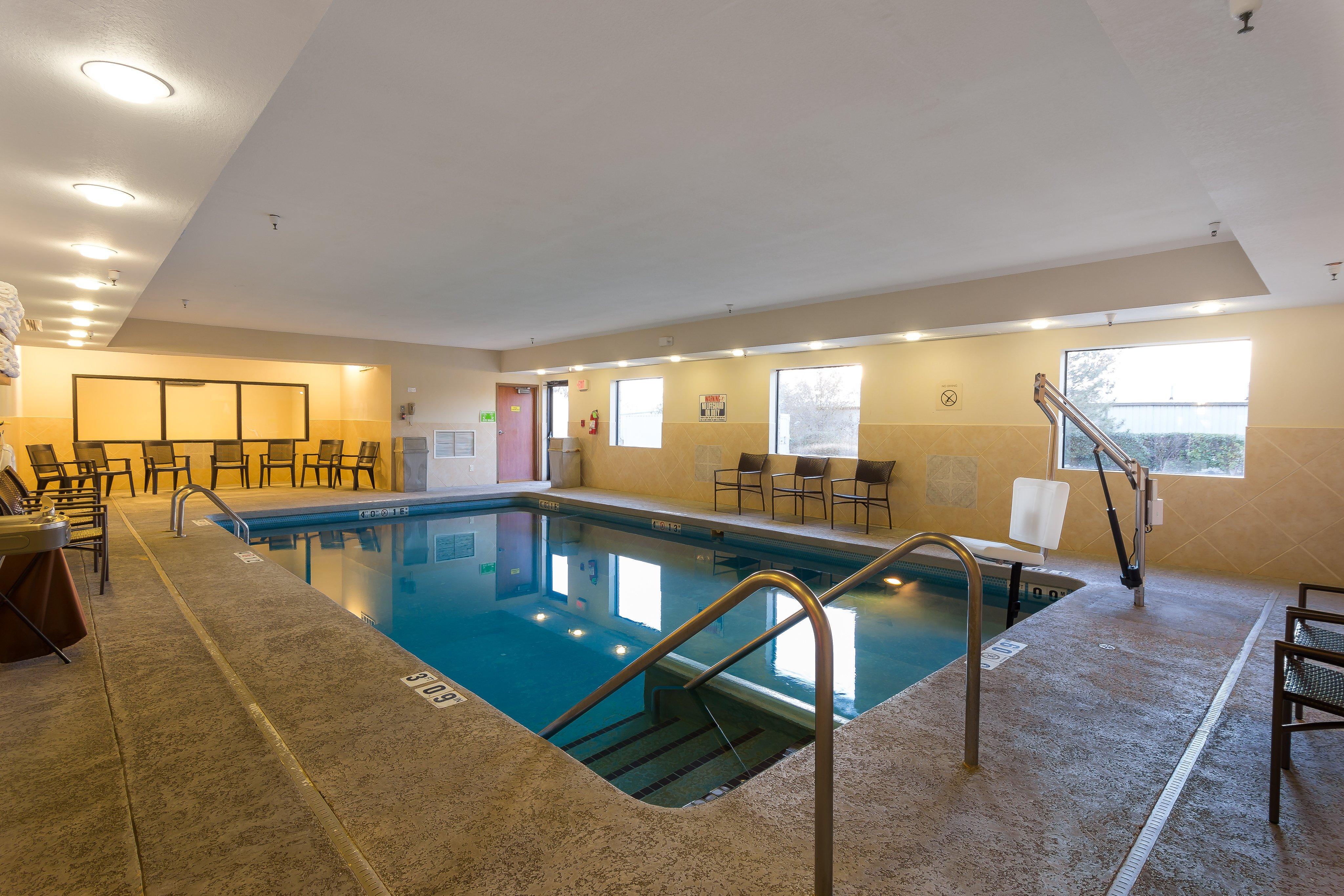 Holiday Inn Express Hotel & Suites Edmond By Ihg Exteriör bild